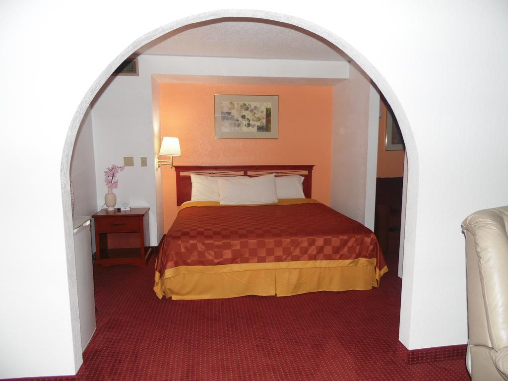 American Inn & Suites Boone Kamer foto